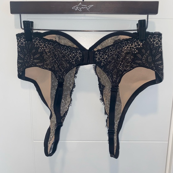 VS Stud / Lace Bra - Picture 3 of 8